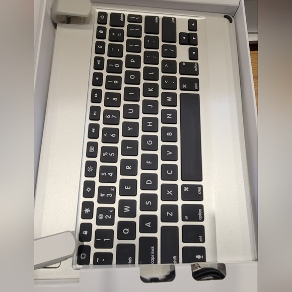 Brydge wireless key board - Picture 3 of 5